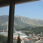King's Landing Apartament *